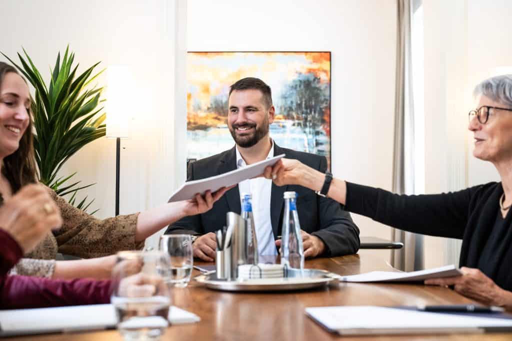 Kündigung erhalten: Was Arbeitnehmer jetzt sofort tun müssen - 1